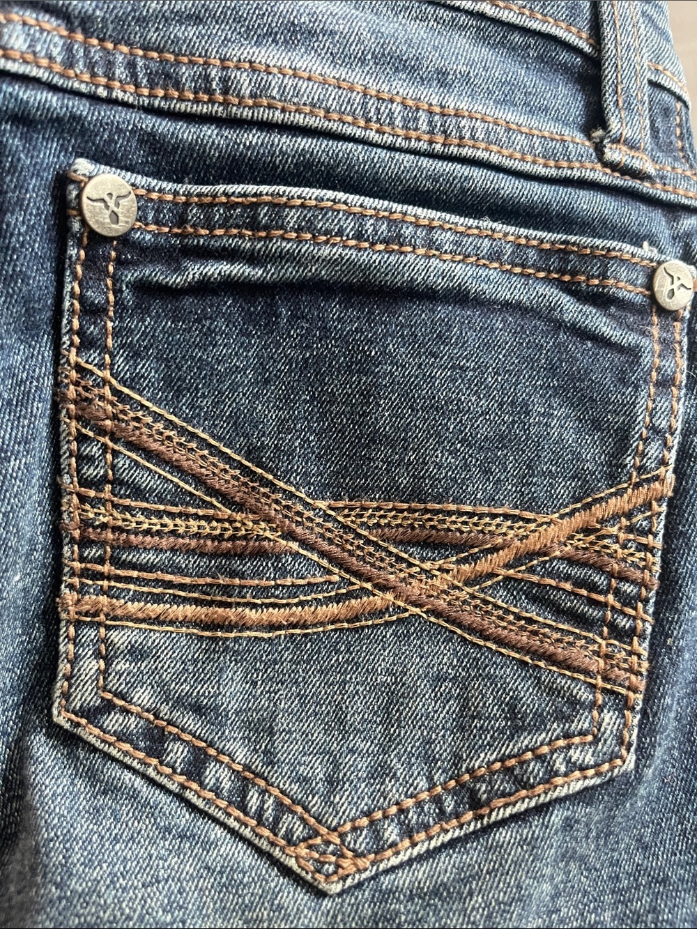 Wrangler Boys Blue Straight Leg Jeans with Contrast Back Stitching - Picture 5 of 6
